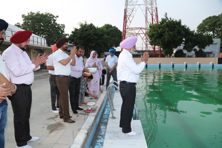 PAU ਦਾ ਸਵਿਵਿੰਗ ਪੂਲ ਸ਼ੁਰੂ; ਸਰੀਰਕ ਅਤੇ ਮਾਨਸਿਕ ਤੰਦਰੁਸਤੀ ਲਈ ਤੈਰਾਕੀ ਸਰਵੋਤਮ ਹੁਨਰ ਹੈ:ਡਾ ਗੋਸਲ