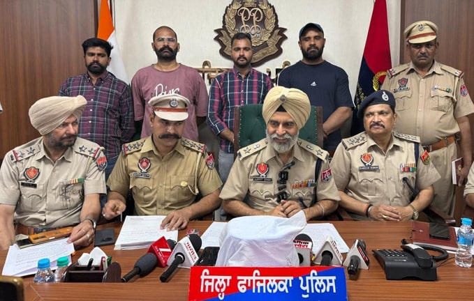 CIA ਫਾਜ਼ਿਲਕਾ ਦੀ ਟੀਮ ਵੱਲੋਂ 1 ਕਿਲੋ ਹੈਰੋਇਨ ਸਹਿਤ 2 ਕਾਬੂ