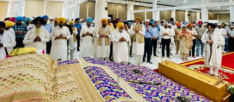 ਉੱਘੇ ਸਿੱਖ ਵਿਦਵਾਨ ਪਦਮ ਸ਼੍ਰੀ ਡਾ. ਰਤਨ ਸਿੰਘ ਜੱਗੀ ਨਮਿਤ ਅੰਤਿਮ ਅਰਦਾਸ ਮੌਕੇ ਸ਼ਰਧਾਂਜਲੀ ਭੇਟ