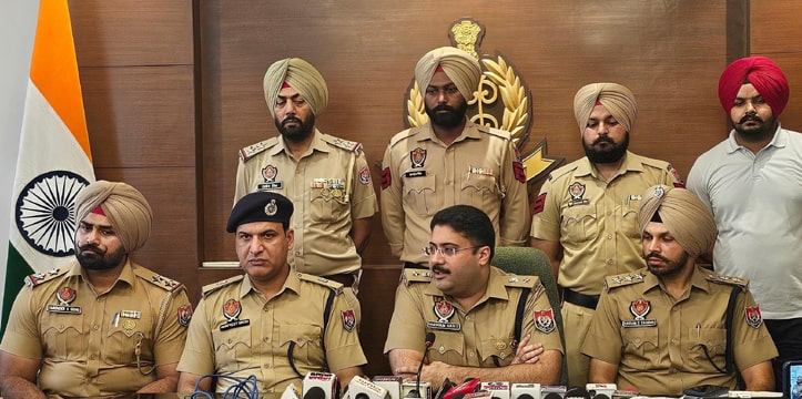 ਯੁੱਧ ਨਸ਼ਿਆਂ ਵਿਰੁੱਧ;540 ਗ੍ਰਾਮ ਕੋਕੀਨ ਅਤੇ 10 ਹਜ਼ਾਰ ਰੁਪਏ ਡਰੱਗ ਮਨੀ ਸਮੇਤ ਵਿਦੇਸ਼ੀ ਨੌਜਵਾਨ ਗ੍ਰਿਫਤਾਰ