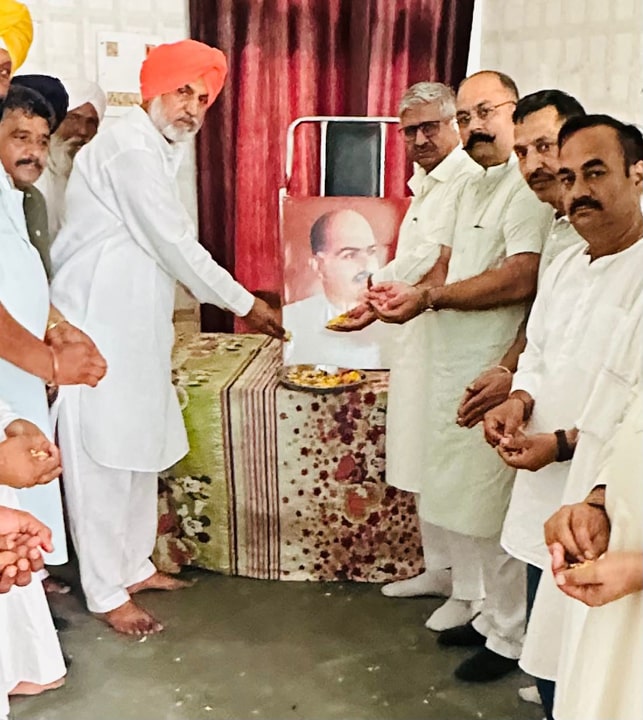 ਜ਼ਿਲ੍ਹਾ ਭਾਜਪਾ ਨੇ ਡਾ.ਸ਼ਿਆਮਾ ਪ੍ਰਸਾਦ ਮੁਖਰਜੀ ਦਾ ਬਲੀਦਾਨ ਦਿਵਸ ਮਨਾਇਆ