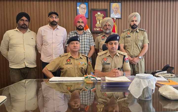 ਮਾਨਸਾ ਪੁਲਿਸ ਵੱਲੋ 3 ਵਿਅਕਤੀਆ ਨੂੰ ਕਾਬੂ ਕਰਕੇ 505 ਗ੍ਰਾਮ ਹੈਰੋਇਨ ਅਤੇ 1 ਲੱਖ 40 ਹਜਾਰ ਰੂਪੈ ਡਰੱਗ ਮਨੀ ਬ੍ਰਾਮਦ ਕੀਤੀ