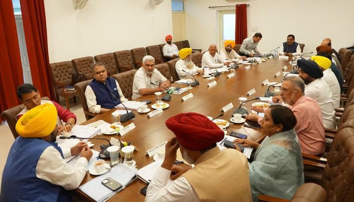 ਮੁੱਖ ਮੰਤਰੀ ਦੀ ਅਗਵਾਈ ’ਚ ਵਜ਼ਾਰਤ ਵੱਲੋਂ ‘ਪੰਜਾਬ ਪਵਿੱਤਰ ਗ੍ਰੰਥਾਂ ਵਿਰੁੱਧ ਅਪਰਾਧ ਦੀ ਰੋਕਥਾਮ ਬਾਰੇ ਬਿੱਲ-2025’ ਨੂੰ ਮਨਜ਼ੂਰੀ