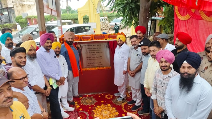 ਹਰਭਜਨ ਸਿੰਘ ਈ ਟੀ ਓ ਵਲੋਂ ਪਟਿਆਲਾ-ਸਨੌਰ ਸੜਕ ਬਨਾਉਣ ਦੀ ਸ਼ੁਰੂਆਤ
