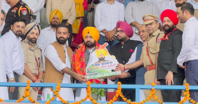 ਦੇਸ਼ ਦੇ ਆਜ਼ਾਦੀ ਸੰਘਰਸ਼ ਦੌਰਾਨ ਪੰਜਾਬੀਆਂ ਨੇ ਸਭ ਤੋਂ ਜ਼ਿਆਦਾ ਕੁਰਬਾਨੀਆਂ ਦਿੱਤੀਆਂ: ਹਰਦੀਪ ਸਿੰਘ ਮੁੰਡੀਆਂ
