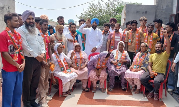 ਪੇਂਡੂ ਖੇਤਰ ਦੇ ਲੋਕਾਂ ਦਾ ਭਾਜਪਾ ਵਿੱਚ ਸ਼ਾਮਲ ਹੋਣਾ ਪੰਜਾਬ ਦੀ ਤਰੱਕੀ ਲਈ ਲਈ ਸ਼ੁਭ ਸੰਕੇਤ –ਦਿਆਲ ਸੋਢੀ