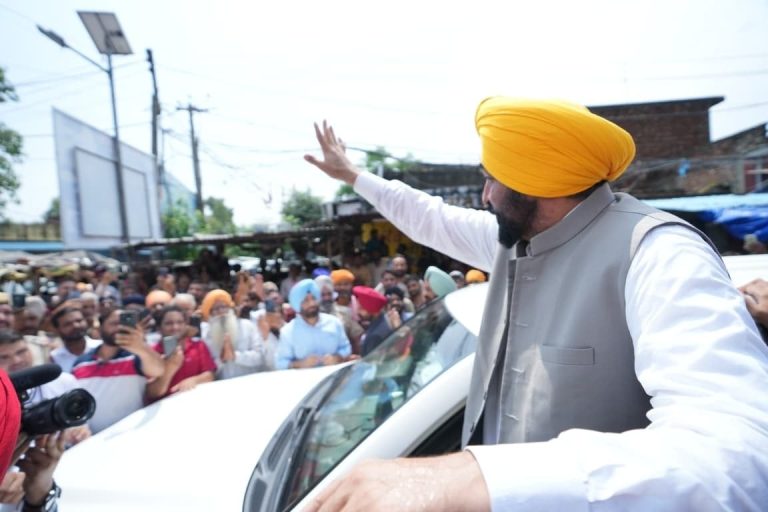 ਮੁੱਖ ਮੰਤਰੀ ਭਗਵੰਤ ਮਾਨ ਅੱਜ ਅਜਨਾਲਾ ਤੋਂ ਹੜ ਪੀੜਤਾਂ ਲਈ ਸਹਾਇਤਾ ਰਾਸ਼ੀ ਵੰਡਣ ਦੀ ਕਰਨਗੇ ਸ਼ੁਰੂਆਤ