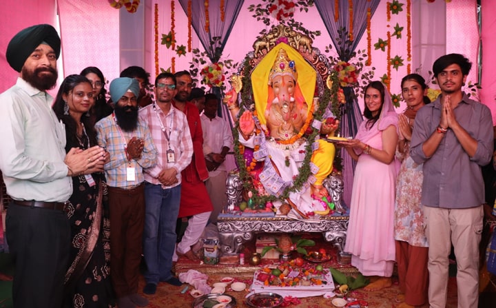 “ਗਣਪਤੀ ਬੱਪਾ ਮੋਰਿਆ” ਦੇ ਜੈਕਾਰਿਆਂ ਨਾਲ ਜੀ.ਕੇ.ਯੂ. ਵਿਰਾਜੇ ਭਗਵਾਨ ਸ਼੍ਰੀ ਗਣੇਸ਼ ਭਗਵਾਨ