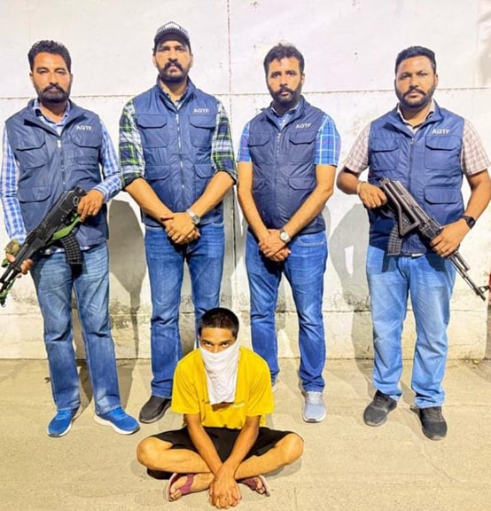 ਜਿਊਲਰ ਉੱਪਰ ਹੋਏ ਹਮਲੇ ਪਿੱਛੇ ਗੈਂਗਸਟਰ ਲਖਬੀਰ ਲੰਡਾ ਦਾ ਨਿਕਲਿਆ ਹੱਥ; ਮੁੱਖ ਸ਼ੂਟਰ ਗ੍ਰਿਫ਼ਤਾਰ: ਡੀਜੀਪੀ