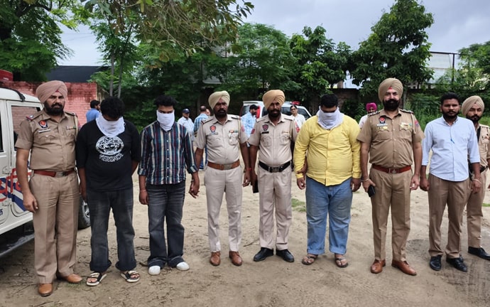 Bathinda news;  ਐਸ਼ਪ੍ਰਸਤੀ ਲਈ ਲੁੱਟਾਂ-ਖੋਹਾਂ ਕਰਦਾ ਬਠਿੰਡੇ ਦੇ ਨਾਮੀ ਮੈਡੀਕਲ ਸਟੋਰ ਦਾ ਮਾਲਕ ਸਾਥੀਆਂ ਸਹਿਤ ਗ੍ਰਿਫਤਾਰ