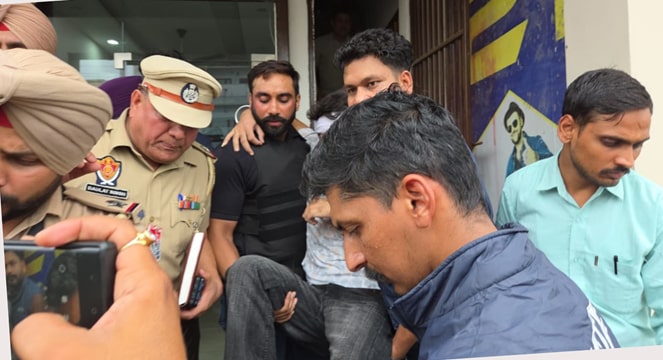 SAS Nagar Polie ਅਤੇ AFTF ਨੇ ਸੰਖੇਪ ਗੋਲੀਬਾਰੀ ਤੋਂ ਬਾਅਦ ਲਾਰੈਂਸ ਬਿਸ਼ਨੋਈ ਗੈਂਗ ਦੇ ਦੋ ਕਾਰਕੁਨਾਂ ਨੂੰ ਗ੍ਰਿਫ਼ਤਾਰ ਕੀਤਾ