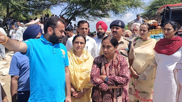 ਪੰਜਾਬ ਸਰਕਾਰ ਪੂਰੀ ਤਰ੍ਹਾਂ ਹੜ੍ਹ ਪ੍ਰਭਾਵਿਤ ਲੋਕਾਂ ਦੇ ਨਾਲ ਖੜੀ – ਡਾ. ਬਲਜੀਤ ਕੌਰ
