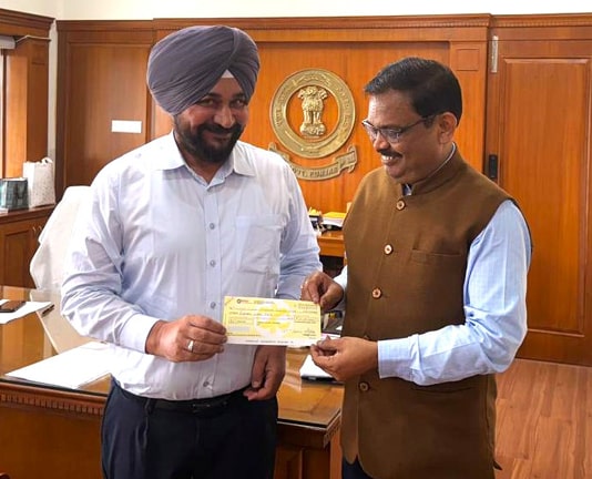 Guru Kashi University ਹੜ੍ਹ ਪੀੜਤਾਂ ਲਈ ਆਈ ਅੱਗੇ , CM ਰਾਹਤ ਫੰਡ ਵਿੱਚ ਪਾਇਆ 11 ਲੱਖ ਰੁਪਏ ਦਾ ਯੋਗਦਾਨ