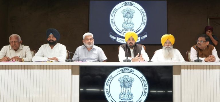 ਮੁੱਖ ਮੰਤਰੀ ਵੱਲੋਂ ਆੜ੍ਹਤੀਆਂ ਦੀਆਂ ਮੰਗਾਂ ਨੂੰ ਭਾਰਤ ਸਰਕਾਰ ਕੋਲ ਜ਼ੋਰਦਾਰ ਢੰਗ ਨਾਲ ਉਠਾਉਣ ਦਾ ਭਰੋਸਾ