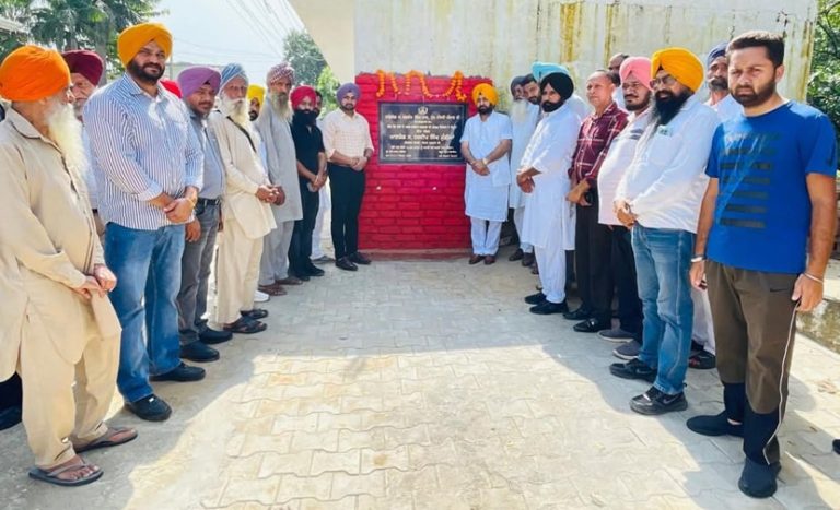 ਮਾਲ ਮੰਤਰੀ ਹਰਦੀਪ ਸਿੰਘ ਮੁੰਡੀਆਂ ਨੇ 12.15 ਕਰੋੜ ਦੀ ਲਾਗਤ ਵਾਲੇ ਅੱਠ ਮੁੱਖ ਸੰਪਰਕ ਸੜਕ ਪ੍ਰਾਜੈਕਟਾਂ ਦੇ ਨੀਂਹ ਪੱਥਰ ਰੱਖੇ