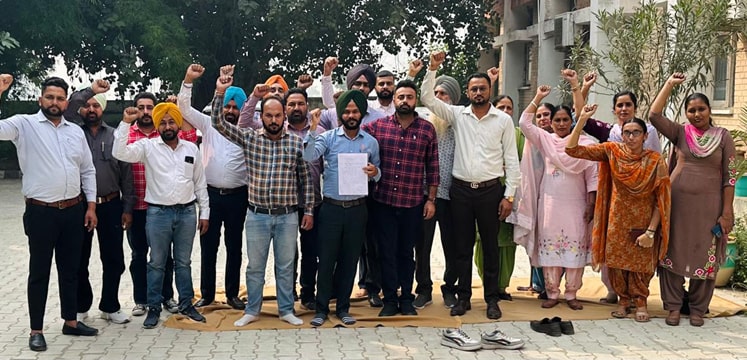 ਸਰਕਾਰੀ ਆਈ ਟੀ ਆਈਜ ਠੇਕਾ ਮੁਲਾਜ਼ਮ ਯੂਨੀਅਨ ਵੱਲੋਂ ਤਿੱਖੇ ਸੰਘਰਸ਼ ਦਾ ਐਲਾਨ