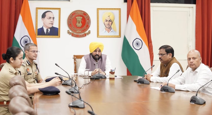 ਕਾਨੂੰਨ ਵਿਵਸਥਾ ਦੇ ਹਾਲਾਤ ਉਤੇ ਤਿੱਖੀ ਨਜ਼ਰ ਰੱਖੋ: ਮੁੱਖ ਮੰਤਰੀ ਦੀ ਸੀ.ਪੀਜ਼ ਤੇ ਐਸ.ਐਸ.ਪੀਜ਼ ਨੂੰ ਹਦਾਇਤ