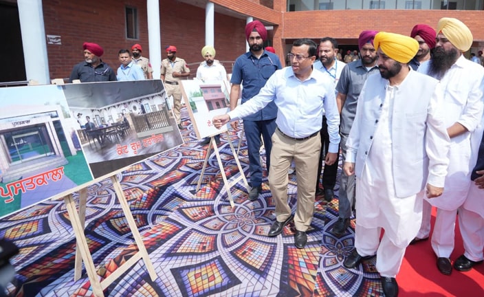ਮੁੱਖ ਮੰਤਰੀ ਵੱਲੋਂ ਖਟਕੜ ਕਲਾਂ ਵਿਖੇ ਸ਼ਹੀਦ-ਏ-ਆਜ਼ਮ ਭਗਤ ਸਿੰਘ ਨੂੰ ਸ਼ਰਧਾ ਦੇ ਫੁੱਲ ਭੇਟ
