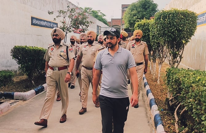 Sri Muktsar Sahib Police  ਵੱਲੋਂ ਜ਼ਿਲ੍ਹਾ ਜੇਲ੍ਹ ਵਿੱਚ ਚਲਾਇਆ ਵਿਸ਼ੇਸ਼ ਸਰਚ ਅਭਿਆਨ