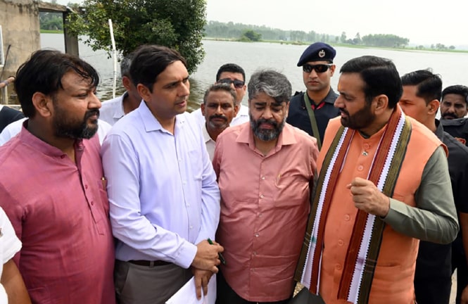 CM Nayab Singh Saini ਨੇ ਫਤਿਹਾਬਾਦ ਜਿਲ੍ਹੇ ਦੇ ਹੜ੍ਹ ਪ੍ਰਭਾਵਿਤ ਇਲਾਕਿਆਂ ਦਾ ਕੀਤਾ ਦੌਰਾ