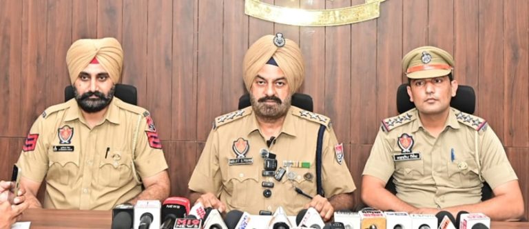 Bathinda police ਵੱਲੋਂ ਧੀ ਤੇ ਦੋਹਤੀ ਦਾ ਕ+ਤ+ਲ ਕਰਨ ਵਾਲਾ ਪਿਉ ਗ੍ਰਿਫਤਾਰ