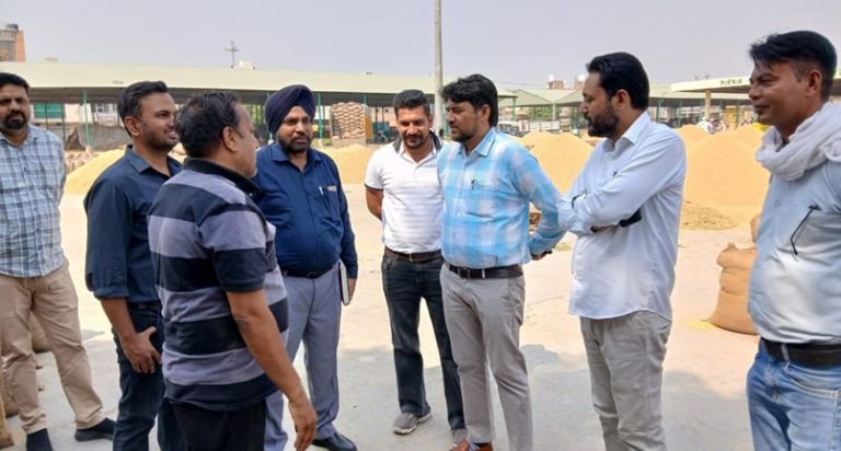 ਦੀਵਾਲੀ ਤੋਂ ਪਹਿਲਾਂ ਵਿਜੀਲੈਂਸ ਦੀਆਂ ਟੀਮਾਂ ਮੰਡੀਆਂ ‘ਚ, ਦੌਰਾ ਕਰਕੇ ਖਰੀਦ, ਲਿਫਟਿੰਗ ਤੇ ਅਦਾਇਗੀ ਦਾ ਲਿਆ ਜਾਇਜ਼ਾ