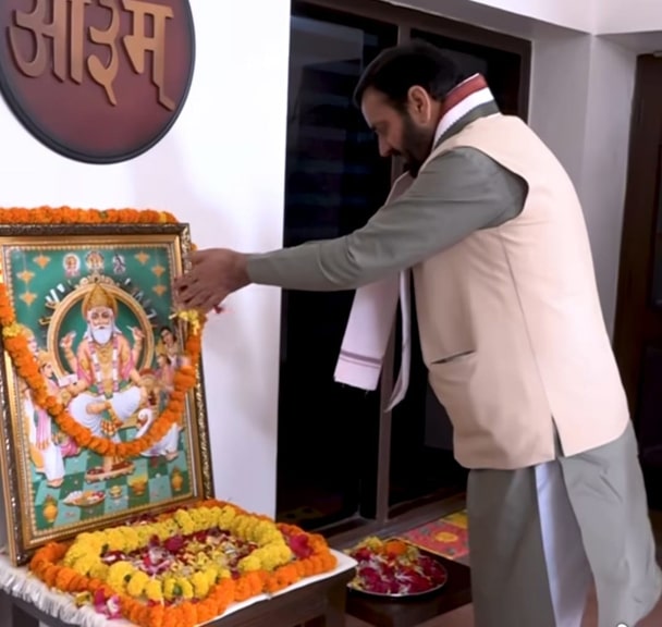 ਮੁੱਖ ਮੰਤਰੀ ਨਾਇਬ ਸਿੰਘ ਸੈਣੀ ਨੇ ਭਗਵਾਨ ਸ੍ਰੀ ਵਿਸ਼ਵਕਰਮਾ ਦਿਵਸ ‘ਤੇ ਕੀਤਾ ਪੂਜਾ-ਪਾਠ