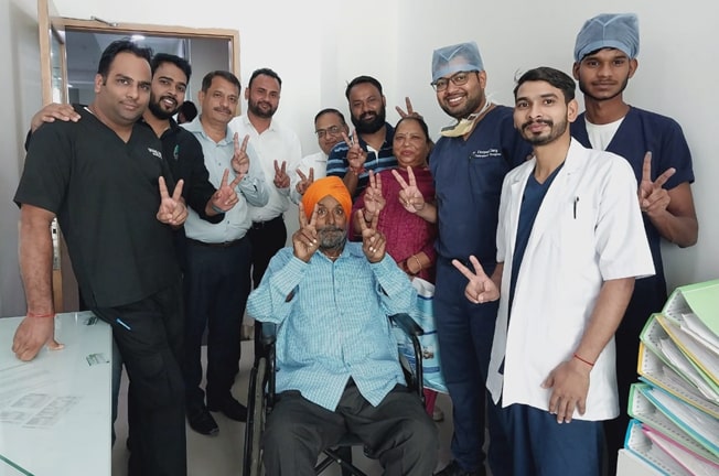 Delhi Heart Hospital ਦੇ ਡਾਕਟਰ ਦੀਪਕ ਗਰਗ ਦੀ ਅਗਵਾਈ ਹੇਠ ਆਯੂਸ਼ਮਾਨ ਭਾਰਤ ਯੋਜਨਾ ਤਹਿਤ ਮੁਫ਼ਤ ਹੋਈ ਹੱਡੀ ਦੇ ਕੈਂਸਰ ਦੀ ਸਰਜਰੀ