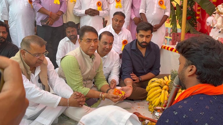 ਛੱਠ ਪੂਜਾ ਦਾ ਤਿਉਹਾਰ ਪਿਆਰ ਅਤੇ ਵਿਸ਼ਵਾਸ ਦਾ ਪ੍ਰਤੀਕ : ਅਮਨ ਅਰੋੜਾ