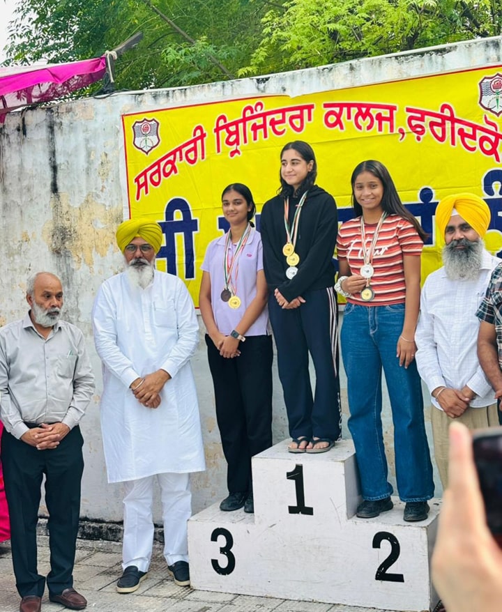 Malwa college Bathinda ਜਸ਼ਨਦੀਪ ਕੌਰ ਨੇ ਕੀਤਾ ਕਾਲਜ ਦਾ ਨਾਮ ਰੌਸ਼ਨ