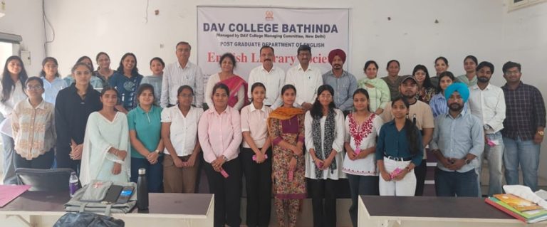 DAV College Bathinda ਵੱਲੋਂ ਭਾਸ਼ਣ ਅਤੇ ਕਵਿਤਾ ਪਾਠ ਮੁਕਾਬਲੇ ਦਾ ਆਯੋਜਨ