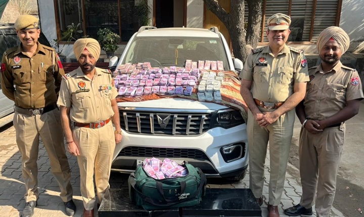 Punjab Police ਵੱਲੋਂ ਅੰਤਰ-ਰਾਜੀ ਜਾਅਲੀ ਕਰੰਸੀ ਮਾਡਿਊਲ ਦਾ ਪਰਦਾਫਾਸ਼; 9.99 ਕਰੋੜ ਰੁਪਏ ਦੀ ਨਕਲੀ ਅਤੇ ਪੁਰਾਣੀ ਕਰੰਸੀ ਸਮੇਤ ਦੋ ਕਾਬੂ