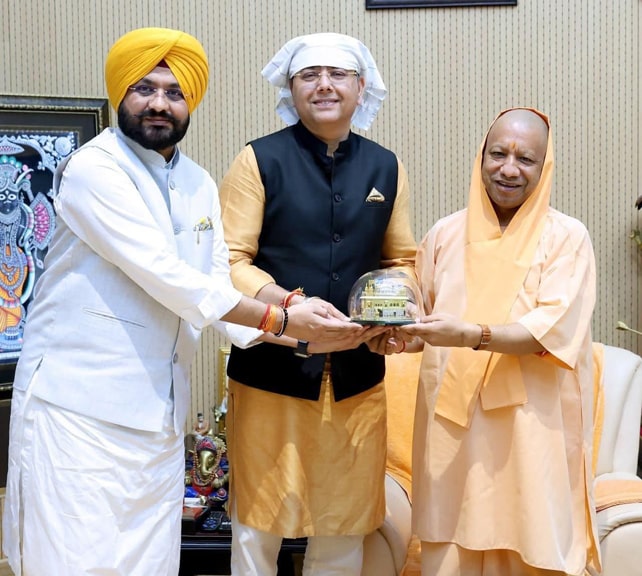 ਅਮਨ ਅਰੋੜਾ ਅਤੇ ਤਰੁਨਪ੍ਰੀਤ ਸੌਂਦ ਵੱਲੋਂ ਉੱਤਰ ਪ੍ਰਦੇਸ਼ ਦੇ ਮੁੱਖ ਮੰਤਰੀ ਯੋਗੀ ਆਦਿਤਿਆਨਾਥ ਨੂੰ ਸ੍ਰੀ ਗੁਰੂ ਤੇਗ਼ ਬਹਾਦਰ ਜੀ ਦੇ 350ਵੇਂ ਸ਼ਹੀਦੀ ਦਿਹਾੜੇ ਨੂੰ ਸਮਰਪਿਤ ਸਮਾਗਮਾਂ ‘ਚ ਸ਼ਾਮਲ ਹੋਣ ਲਈ ਦਿੱਤਾ ਸੱਦਾ