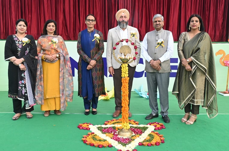 Silver Oaks School Bathinda ਵਿਖੇ ਅੱਠਵਾਂ ਸਲਾਨਾ ਸਮਾਗਮ ਧੂਮਧਾਮ ਨਾਲ ਮਨਾਇਆ