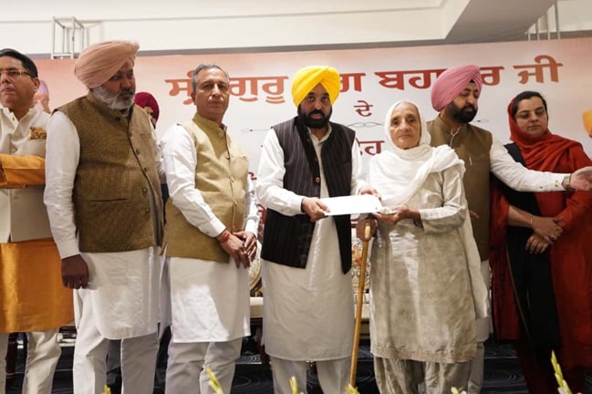 ਪਵਿੱਤਰ ਸੇਵਾ, ਸੱਚਾ ਸਤਿਕਾਰ”—ਮਾਨ ਸਰਕਾਰ ਨੇ ਗੁਰੂ ਤੇਗ ਬਹਾਦਰ ਜੀ ਨਾਲ ਜੁੜੇ 142 ਪਿੰਡਾਂ ਦੇ ਵਿਕਾਸ ਲਈ ₹71 ਕਰੋੜ ਸੌਂਪੇ