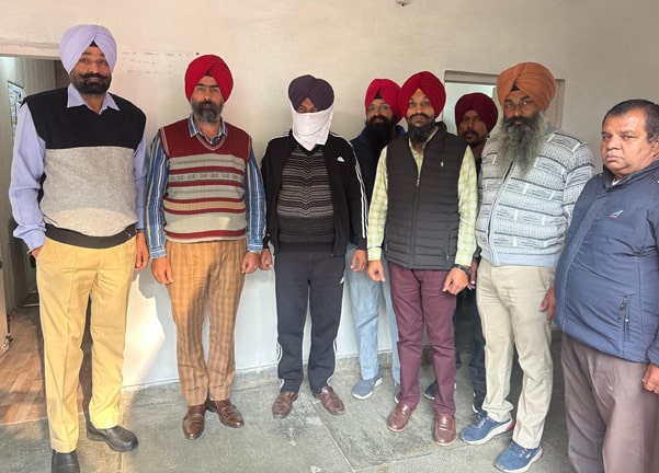 ਦੂਜੀ ਕਿਸ਼ਤ ਵਜੋਂ 25000 ਰੁਪਏ ਦੀ ਰਿਸ਼ਵਤ ਲੈਂਦਾ ਪਟਵਾਰੀੇ ਵਿਜੀਲੈਂਸ ਬਿਊਰੋ ਵੱਲੋਂ ਕਾਬੂ