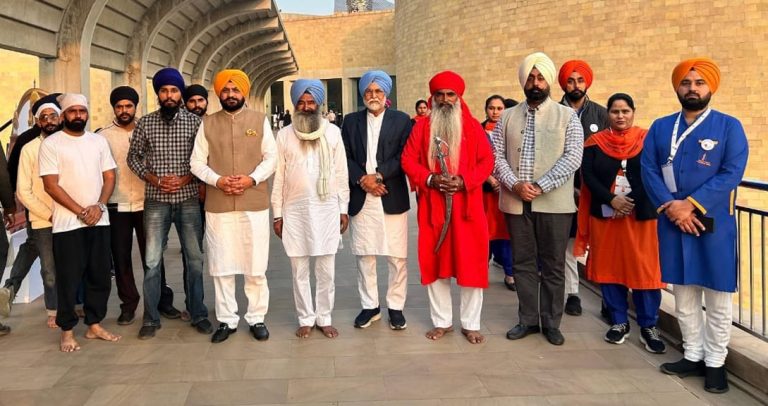 ਕੈਬਨਿਟ ਮੰਤਰੀ ਤਰੁਨਪ੍ਰੀਤ ਸਿੰਘ ਸੌਂਦ, ਵਿਧਾਇਕ ਬੁੱਧ ਰਾਮ ਨੇ ਸੰਗਤ ਨਾਲ ਲਗਾਇਆ ਗਾਈਡਡ ਵਿਰਾਸਤੀ ਟੂਰ