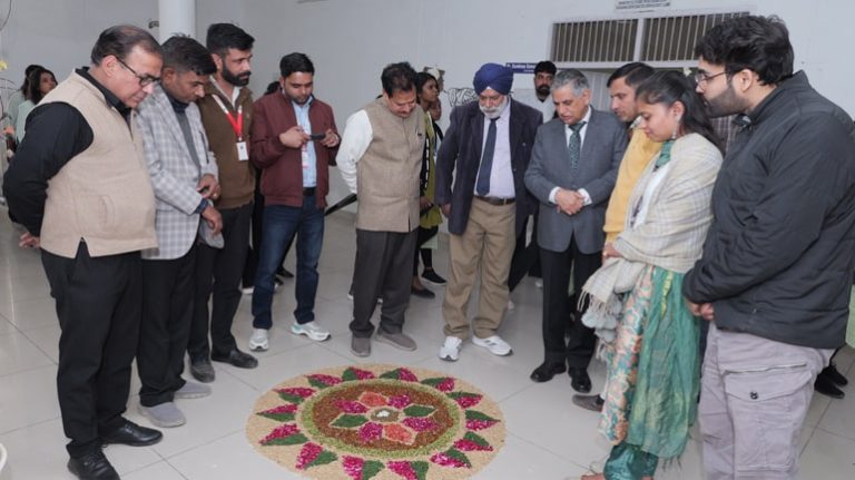 Guru Kashi University ਵੱਲੋਂ “ਬੈਸਟ ਆਉਟ ਆਫ਼ ਵੇਸਟ” ਵਿਸ਼ੇ ‘ਤੇ ਨਵੇਕਲੇ ਸੁਝਾਅ ਸੰਬੰਧੀ ਪ੍ਰਤੀਯੋਗਿਤਾ ਤੇ ਪ੍ਰਦਰਸ਼ਨੀ ਆਯੋਜਿਤ