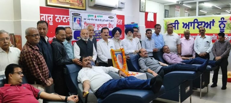 ਮਾਤਾ ਸੀਤਾ ਦੇਵੀ ਜੀ ਦੀ 14ਵੀਂ ਬਰਸੀ ‘ਤੇ ਵਿਸ਼ਾਲ ਖੂਨਦਾਨ ਕੈਂਪ ਆਯੋਜਿਤ, 53 ਯੂਨਿਟ ਖੂਨ ਇਕੱਤਰ