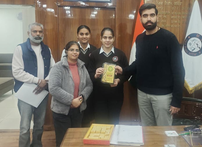 ਜਦੋਂ ਧੀਆਂ ਤਰੱਕੀਆਂ ਕਰਦੀਆਂ ਹਨ, ਤਾਂ ਸਮਾਜ ਤੇ ਦੇਸ਼ ਦੋਵੇਂ ਮਜ਼ਬੂਤ ਹੁੰਦੇ ਹਨ:ਮੇਅਰ ਪਦਮਜੀਤ ਮਹਿਤਾ