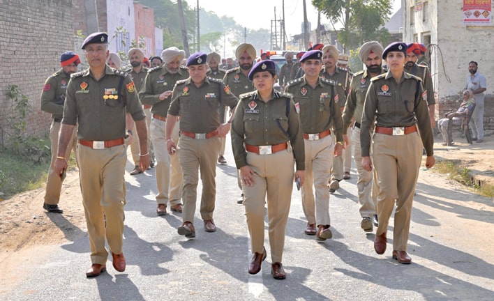 ਜ਼ਿਲ੍ਹਾ ਪ੍ਰੀਸ਼ਦ ਤੇ ਪੰਚਾਇਤਸੰਮਤੀ ਚੋਣਾਂ; Bathinda Polie ਨੇ ਪਿੰਡਾਂ ‘ਚ ਕੀਤਾ ਫਲੈਗ ਮਾਰਚ