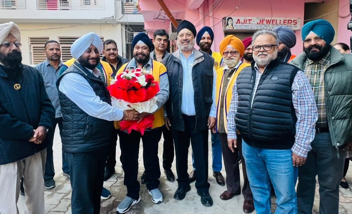 ਵਿਧਾਇਕ ਕੁਲਵੰਤ ਸਿੰਘ ਨੇ 6 ਮਹੀਨੇ ਦਾ ਕੋਰਸ ਪੂਰਾ ਕਰਨ ਵਾਲੀਆਂ ਬੱਚੀਆਂ ਨੂੰ ਤਕਸੀਮ ਕੀਤੇ ਸਰਟੀਫਿਕੇਟ