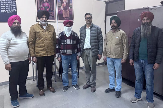 ਇੰਤਕਾਲ ਬਦਲੇ 8000 ਰੁਪਏ ਰਿਸ਼ਵਤ ਲੈਂਦਾ ਪਟਵਾਰੀ ਵਿਜੀਲੈਂਸ ਵੱਲੋਂ ਰੰਗੇ ਹੱਥੀਂ ਕਾਬੂ