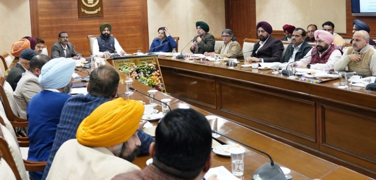 ਲਾਲਜੀਤ ਸਿੰਘ ਭੁੱਲਰ ਦੀ ਪ੍ਰਧਾਨਗੀ ‘ਚ ਪੰਜਾਬ ਸਟੇਟ ਰੋਡ ਸੇਫਟੀ ਕੌਂਸਲ ਦੀ 16ਵੀ ਮੀਟਿੰਗ ਹੋਈ