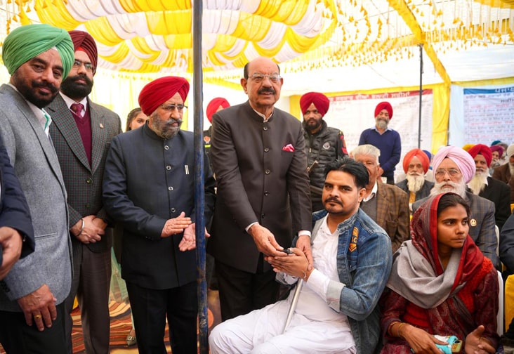 ਸਾਬਕਾ ਫੌਜੀਆਂ ਤੇ ਸ਼ਹੀਦਾਂ ਦੇ ਪਰਿਵਾਰਾਂ ਨੂੰ ਲੋੜੀਂਦੀਆਂ ਸਹੂਲਤਾਂ ਦੇਣ ਲਈ ਸੂਬਾ ਸਰਕਾਰ ਵਚਨਵੱਧ ਤੇ ਯਤਨਸ਼ੀਲ :ਮੋਹਿੰਦਰ ਭਗਤ