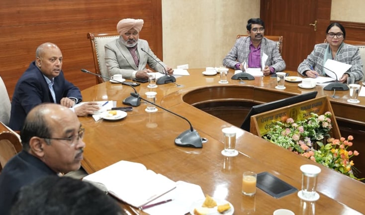 ਵਿੱਤ ਮੰਤਰੀ ਹਰਪਾਲ ਸਿੰਘ ਚੀਮਾ ਨੇ ਬੈਂਕਾਂ ਲਈ ਪੈਨਸ਼ਨਰ ਸੇਵਾ ਪੋਰਟਲ ਰਜਿਸਟ੍ਰੇਸ਼ਨ ਨੂੰ ਪੂਰਾ ਕਰਨ ਲਈ ਸਮਾਂ-ਸੀਮਾ ਕੀਤੀ ਨਿਰਧਾਰਤ