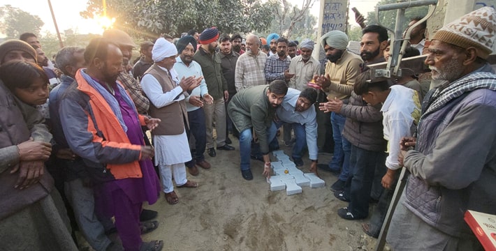 ਮੇਅਰ ਮਹਿਤਾ ਵੱਲੋਂ ਬੰਗੀ ਨਗਰ ਵਿੱਚ 42 ਲੱਖ ਦੀ ਲਾਗਤ ਨਾਲ ਇੰਟਰਲਾਕਿੰਗ ਟਾਈਲਜ਼ ਲਗਾਉਣ ਦੇ ਕੰਮ ਦਾ ਸ਼ੁਭ ਆਰੰਭ