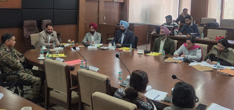 ਸਾਬਕਾ ਫੌਜੀਆਂ ਦੇ ਬੱਚਿਆਂ ਲਈ ਐਜੋਕੇਸ਼ਨ ਗਰਾਂਟ, ਮੈਰਿਜ ਗਰਾਂਟ ਅਤੇ ਨਾਨ-ਪੈਨਸ਼ਨਰ ਸਾਬਕਾ ਸੈਨਿਕਾਂ ਨੂੰ ਮਿਲਣ ਵਾਲੀ ਗ੍ਰਾਂਟ ਕੀਤੀ ਦੁੱਗਣੀ : ਡਿਪਟੀ ਕਮਿਸ਼ਨਰ