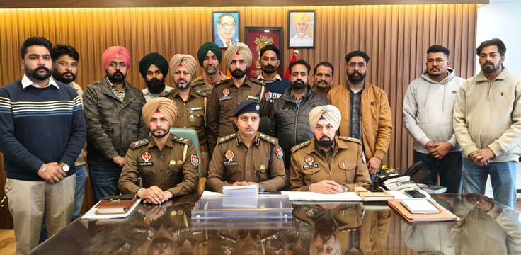Mansa Police ਵੱਲੋਂ ਵਹੀਕਲ ਚੋਰ ਗਿਰੋਹ ਕਾਬੂ, ਚੋਰੀ ਕੀਤੇ 23 ਮੋਟਰਸਾਈਕਲ ਤੇ 1 ਸਕੂਟੀ ਬ੍ਰਾਮਦ