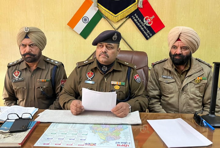 Mansa Police ਵੱਲੋਂ ਸਾਬਕਾ ਸਰਪੰਚ ਦੇ ਕਤਲ ਵਿੱਚ ਸਾਮਲ ਵਿਅਕਤੀਆਂ ਨੂੰ ਕੁੱਝ ਹੀ ਘੰਟਿਆਂ ਅੰਦਰ ਕੀਤਾ ਕਾਬੂ
